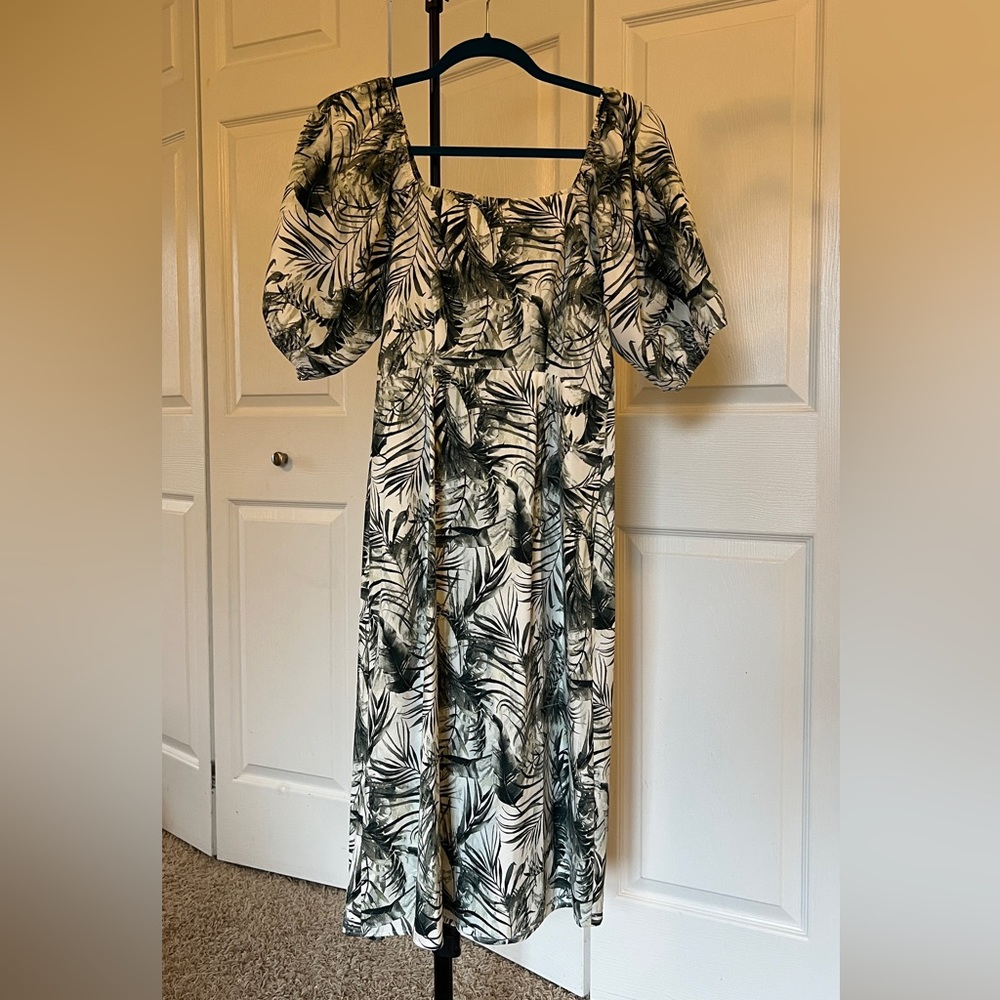 Ophelia Roe, green floral print dress, size small